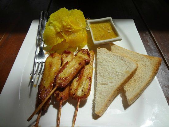 Alama Cafe & Restaurant